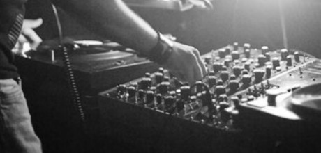 Guy Freedom on the decks live